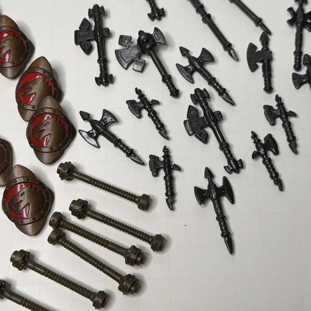Mega Bloks Dragons Krystal Wars Knights 26 Minifigures /Weapons Accessories Lot